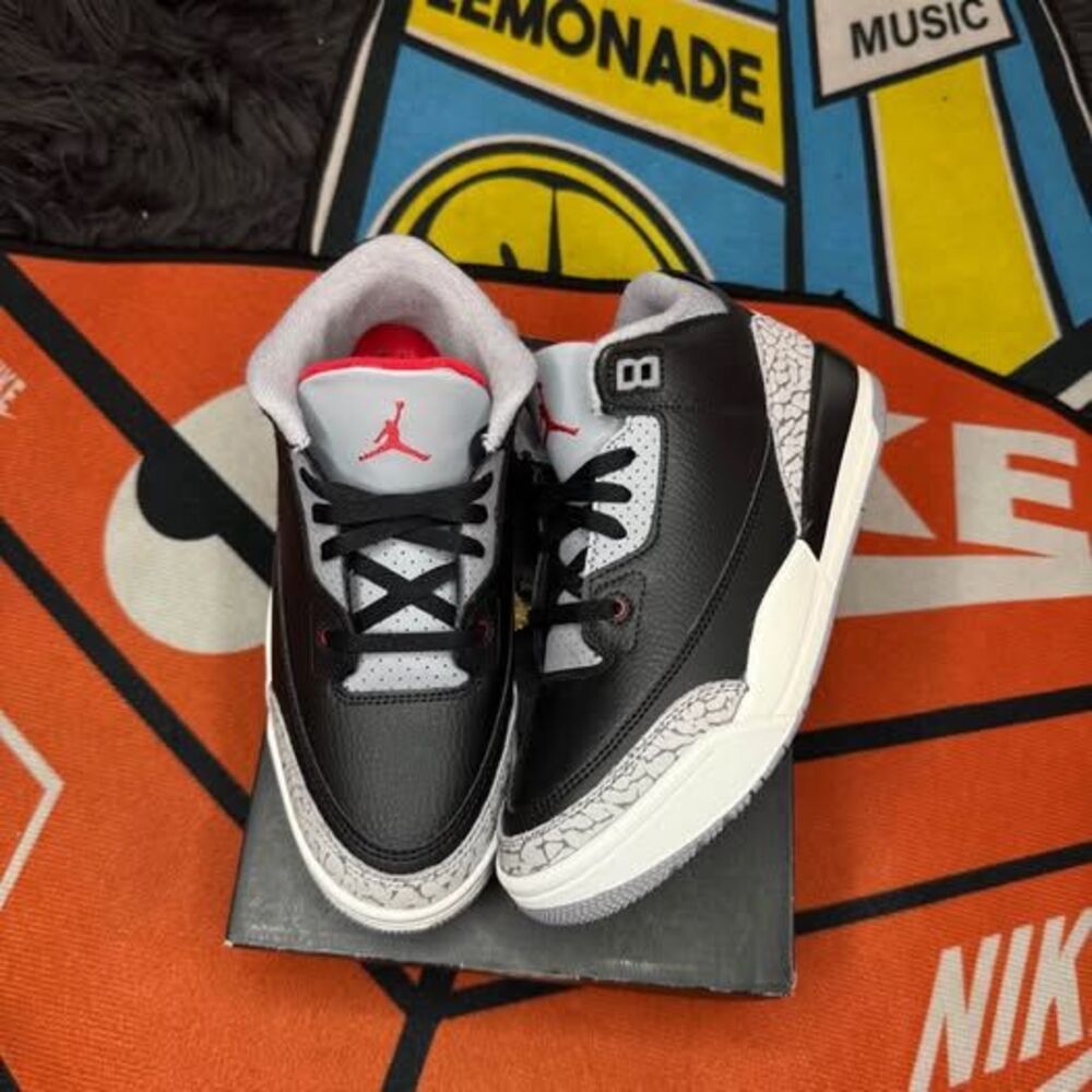 Jordan Retro 3 Black Cement Size 3Y